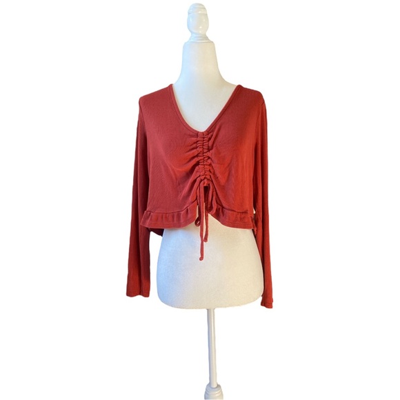 Isabel Maternity Ruffle Crop Top Size Large - Picture 3 of 6